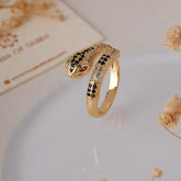 Black & White: Serpent Ring-Free Size